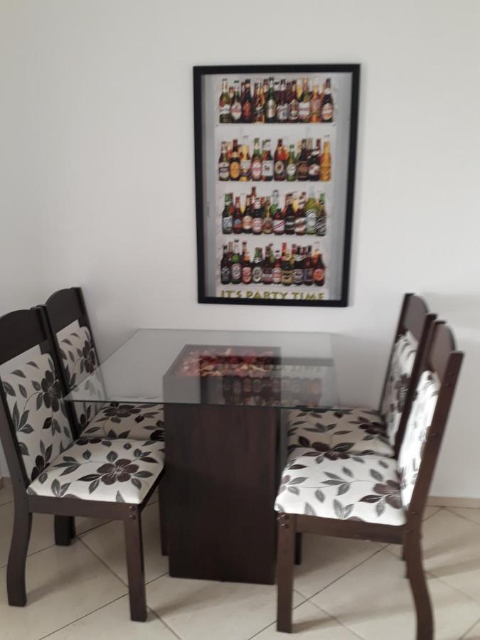 Apartamento Orquidea カンポス・ドス・ゴイタカゼス エクステリア 写真