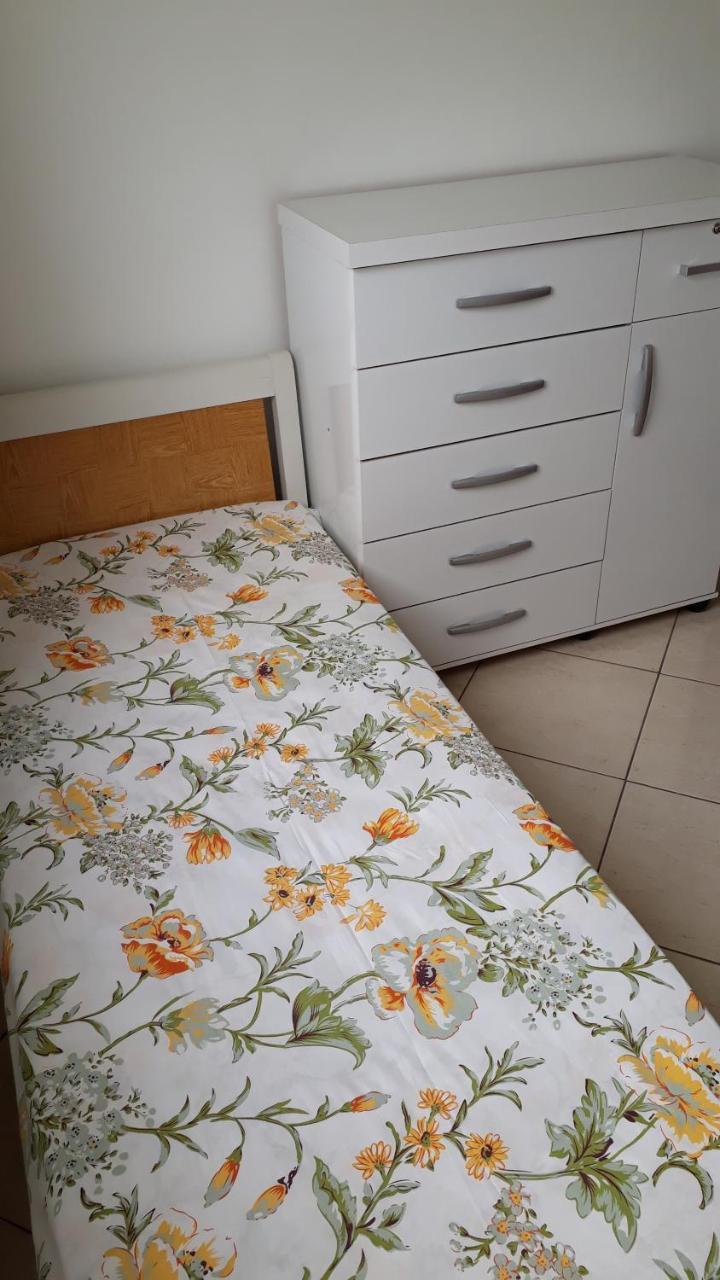 Apartamento Orquidea カンポス・ドス・ゴイタカゼス エクステリア 写真
